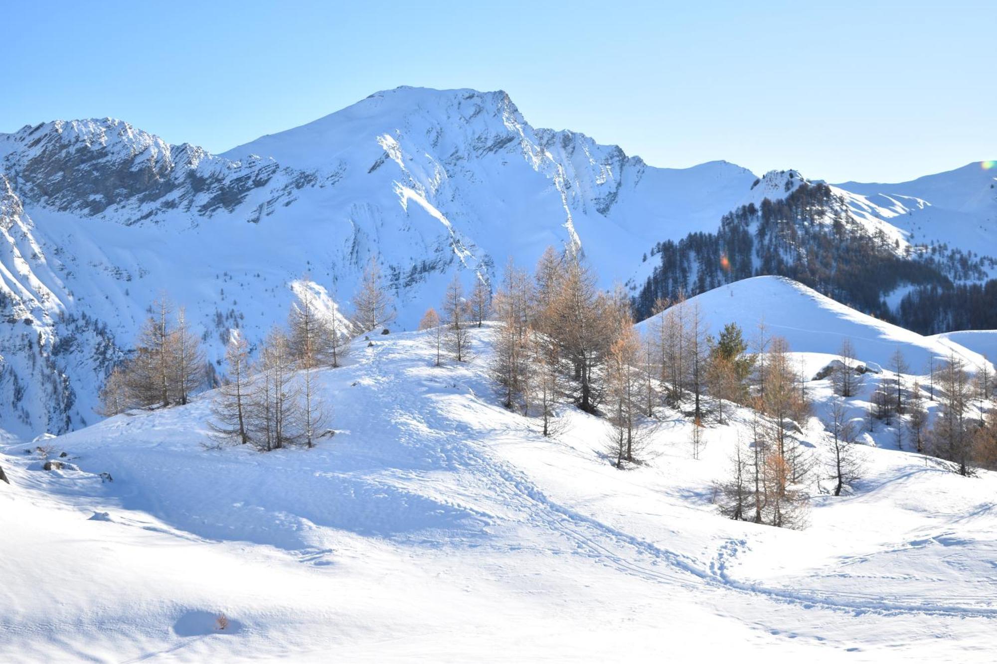 Residence Le Schuss Studio Montagne En Bas Des Pistes Vars  Bagian luar foto